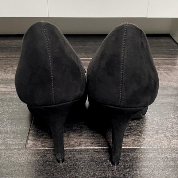 K Studio - Black Suede Heels w Bow Detail - 6.5 - Picture 3 of 9
